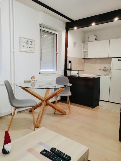 Ferienwohnung Dorcol Hideaway Belgrad Exterior foto